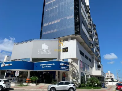 Sala Comercial à venda, 33m² no Coqueiros, Florianópolis