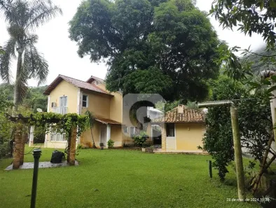Casa de Condomínio com 4 Quartos à venda, 240m² no Vargem Grande, Rio de Janeiro