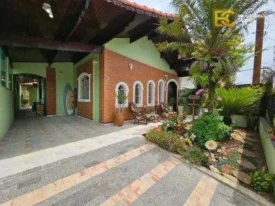 Casa com 4 Quartos à venda, 179m² no Centro, Peruíbe