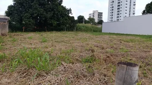 Lote/Terreno à venda, 938m² no Vila Rosa, Goiânia