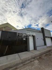 Casa com 2 Quartos para venda ou aluguel, 100m² no , Currais Novos