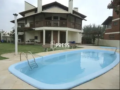 Casa com 4 Quartos à venda, 161m² no , Torres