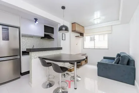 Apartamento com 2 Quartos para alugar, 47m² no Portão, Curitiba