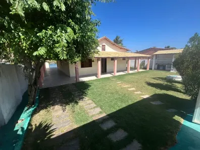 Casa com 4 Quartos à venda, 378m² no Centro, Aracati