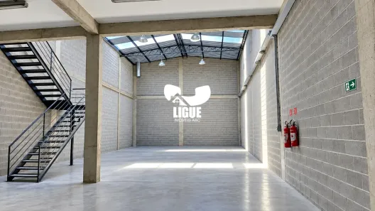 Galpão/Depósito/Armazém para alugar, 320m² no Capuava, Mauá