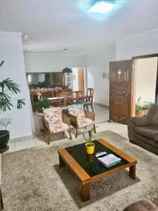 Casa com 3 Quartos à venda, 210m² no Residencial Baldassari, Franca