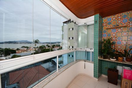 Apartamento com 2 Quartos à venda, 78m² no Bom Abrigo, Florianópolis