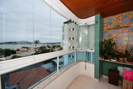 Apartamento com 2 Quartos à venda, 78m² no Bom Abrigo, Florianópolis