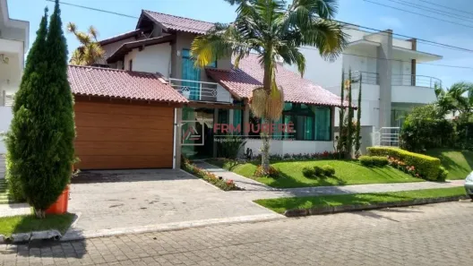 Casa com 5 Quartos à venda, 197m² no Jurerê Internacional, Florianópolis