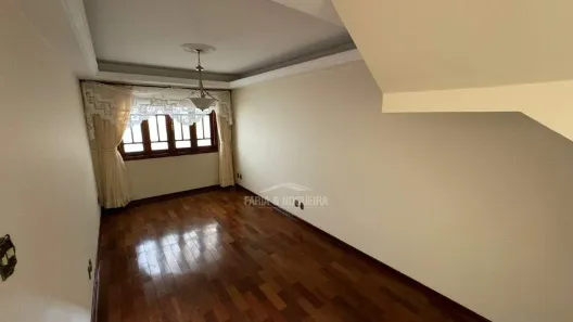 Casa com 4 Quartos à venda, 210m² no Zona Central, Rio Claro