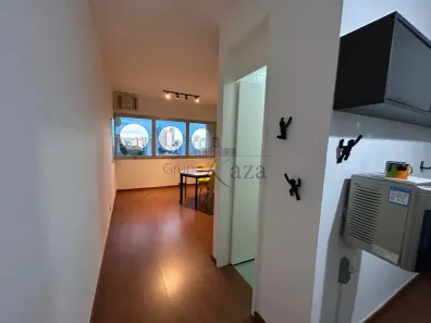 Sala Comercial à venda, 24m² no Centro, São José dos Campos