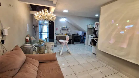 Apartamento com 3 Quartos para alugar, 160m² no José Bonifácio, Fortaleza