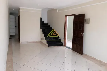 Sobrado com 3 Quartos para alugar, 120m² no Vila Isolina Mazzei, São Paulo