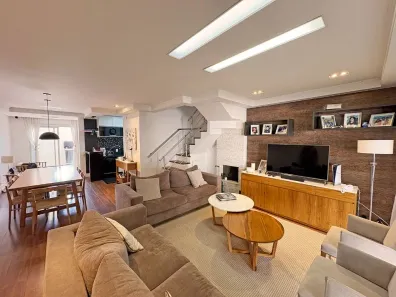 Casa de Condomínio com 3 Quartos à venda, 210m² no Jardim Rebelato, Cotia