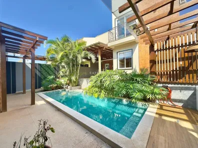 Casa de Condomínio com 3 Quartos à venda, 268m² no Pacaembu, Cascavel