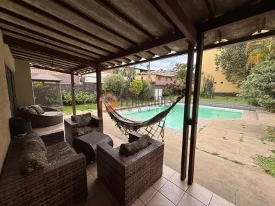 Casa com 5 Quartos à venda, 300m² no Centro, Congonhas