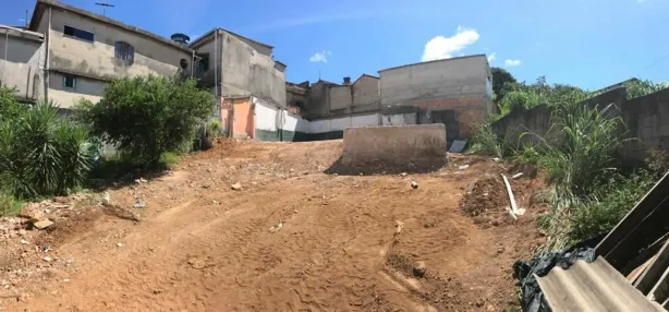 Lote/Terreno à venda, 360m² no Petrolândia, Contagem