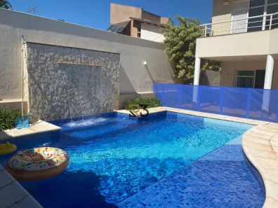 Casa de Condomínio com 4 Quartos à venda, 410m² no Gleba Fazenda Palhano, Londrina