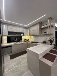 Sobrado com 3 Quartos à venda, 231m² no FAG, Cascavel