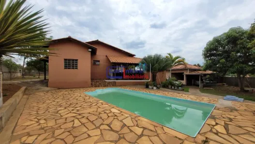 Fazenda/Sítio com 4 Quartos à venda, 236m² no Parque Alvorada, Juatuba