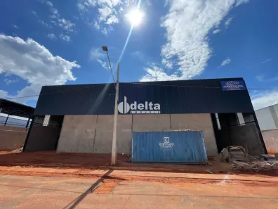 Ponto Comercial para alugar, 1400m² no Loteamento Centro Empresarial Leste III, Uberlândia