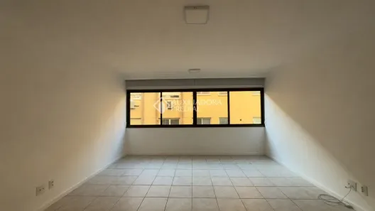 Apartamento com 2 Quartos à venda, 65m² no Mont Serrat, Porto Alegre