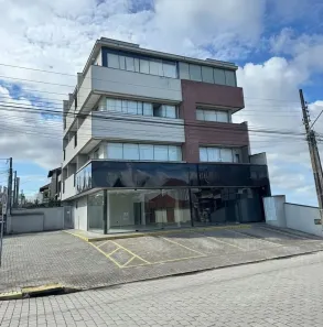 Sala Comercial para alugar, 28m² no Santo Antônio, Joinville