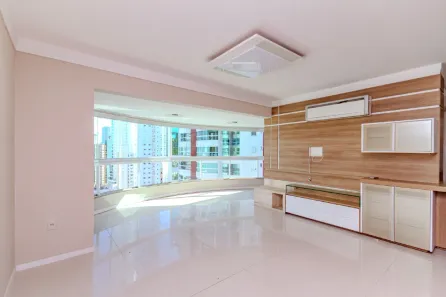 Apartamento com 3 Quartos para alugar, 137m² no Pioneiros, Balneário Camboriú