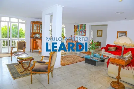 Casa com 3 Quartos à venda, 540m² no Pacaembu, São Paulo