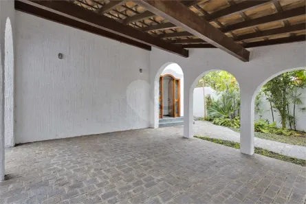 Sobrado com 4 Quartos à venda, 270m² no Chácara Santo Antônio (Zona Sul), São Paulo
