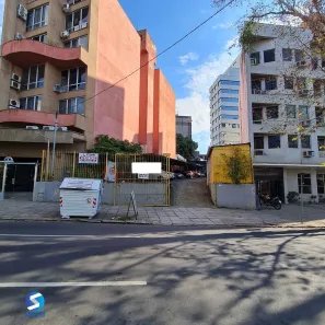 Lote/Terreno à venda, 661m² no Petrópolis, Porto Alegre