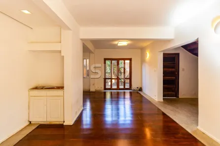 Sobrado com 3 Quartos para alugar, 145m² no Pinheiros, São Paulo