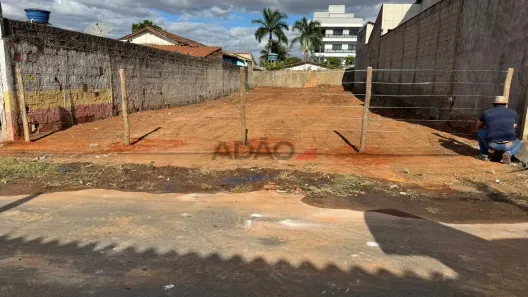 Lote/Terreno à venda, 300m² no Setor Garavelo, Aparecida de Goiânia