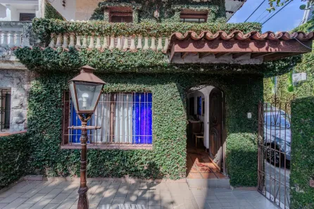 Sobrado com 3 Quartos para venda ou aluguel, 250m² no Perdizes, São Paulo