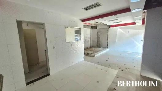Ponto Comercial para alugar, 50m² no Campos Elíseos, Resende