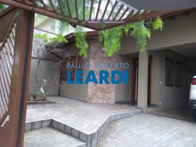Casa com 3 Quartos para alugar, 200m² no Santa Marina, Valinhos