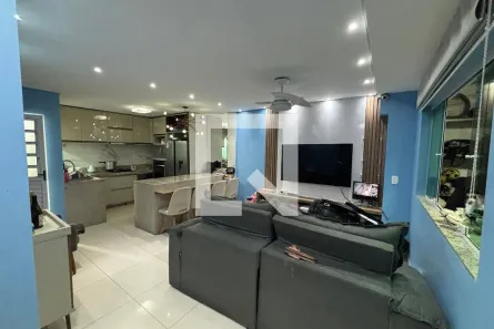 Casa com 3 Quartos à venda, 210m² no Jardim Maringá, São Paulo