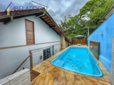 Casa com 3 Quartos à venda, 239m² no Água Verde, Blumenau