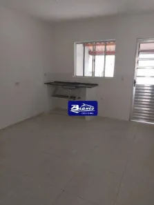 Casa com 1 Quarto para alugar, 40m² no Jardim dos Afonsos, Guarulhos