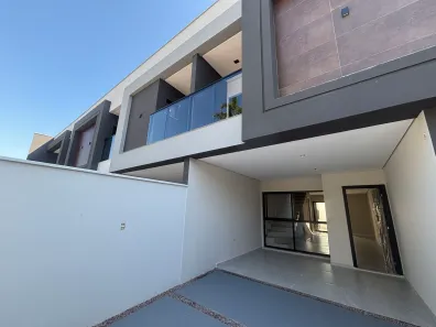 Sobrado com 3 Quartos à venda, 115m² no Bom Retiro, Joinville