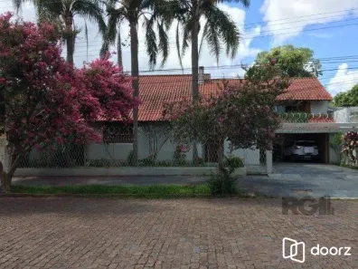 Casa com 4 Quartos à venda, 286m² no Teresópolis, Porto Alegre