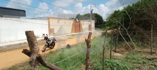 Lote/Terreno à venda, 306m² no Gameleira, Aracaju
