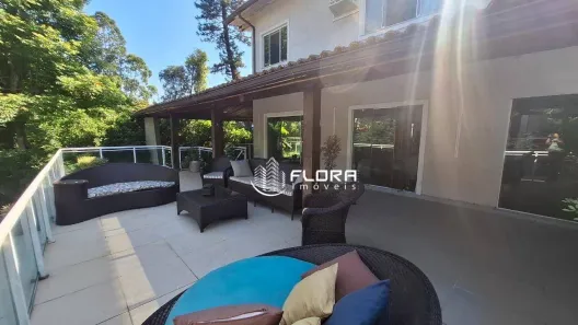 Casa de Condomínio com 4 Quartos à venda, 284m² no Sapê, Niterói