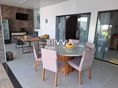 Casa com 2 Quartos à venda, 170m² no Loteamento Portal do Vale II, Uberlândia