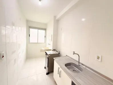 Apartamento com 2 Quartos para alugar, 48m² no Pinheirinho, Curitiba