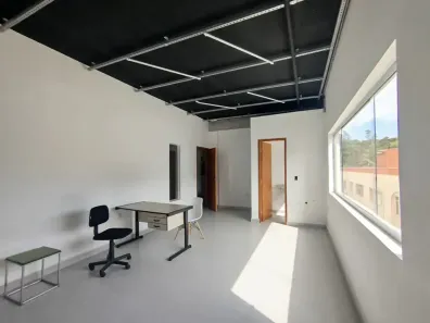 Sala Comercial para alugar, 17m² no Vila Adyana, São José dos Campos