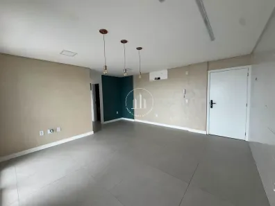 Apartamento com 2 Quartos à venda, 79m² no Barreiros, São José