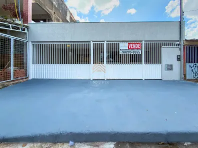 Casa com 3 Quartos à venda, 140m² no Recanto das Emas, Brasília