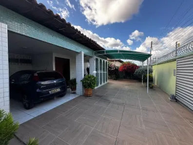 Casa com 3 Quartos à venda, 199m² no São Cristóvão, Teresina