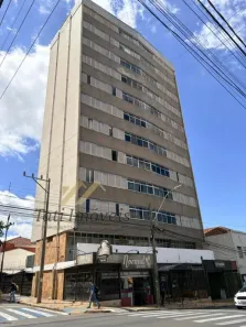 Apartamento com 3 Quartos para alugar, 84m² no Centro, São Carlos